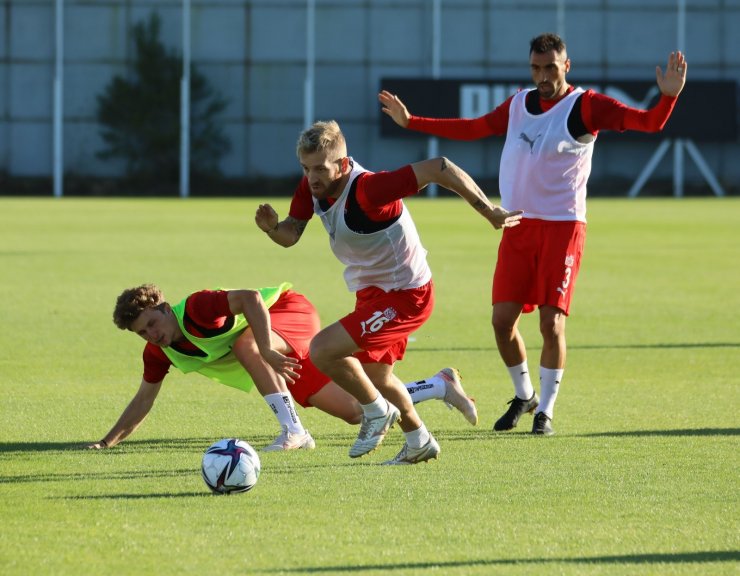 Sivasspor, Dinamo Batumi maçı hazırlıklarına başladı