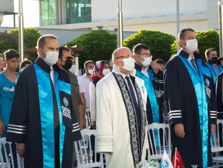 KAYÜ Safiye Çıkrıkçıoğlu MYO Mezuniyet ve Şed Kuşanma Töreni Düzenlendi