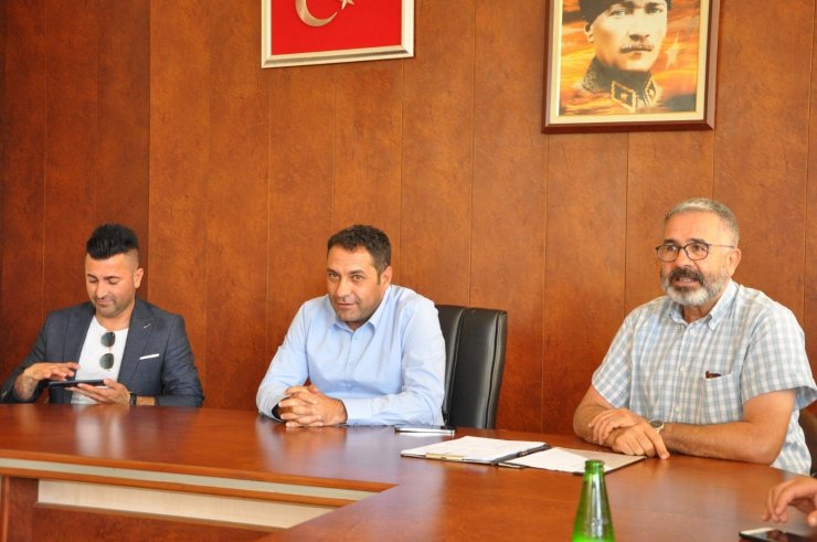 Sorgun Belediyespor’da toplu imza töreni