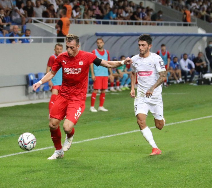 UEFA Avrupa Konferans Ligi: Dinamo Batumi: 1 - Sivasspor: 2 (Maç sonucu)