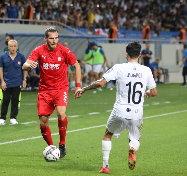 UEFA Avrupa Konferans Ligi: Dinamo Batumi: 1 - Sivasspor: 2 (Maç sonucu)