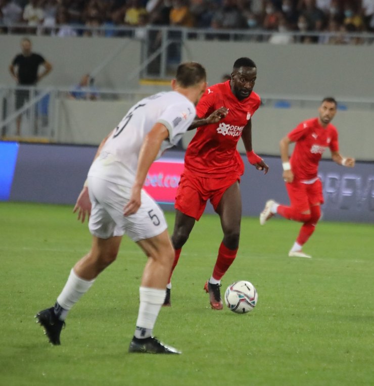 UEFA Avrupa Konferans Ligi: Dinamo Batumi: 1 - Sivasspor: 2 (Maç sonucu)