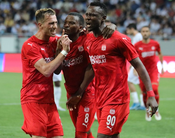 Sivasspor, Avrupa’da 3’te 3 yaptı