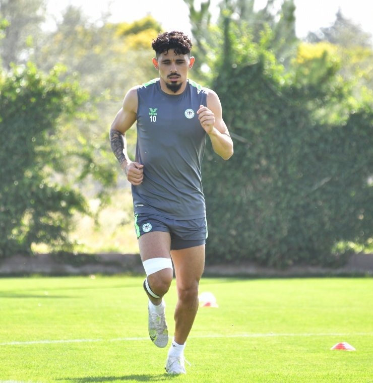 Konyaspor’da oyunculara hız testi yapıldı