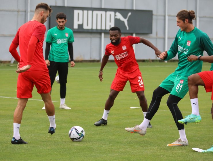 Sivasspor, Dinamo Batumi maçı hazırlıklarına başladı