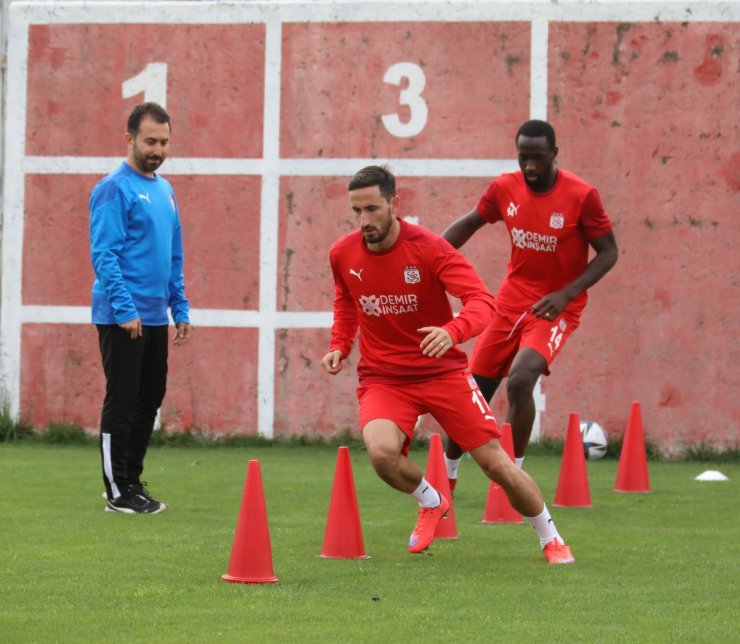 Sivasspor, Dinamo Batumi maçı hazırlıklarına başladı