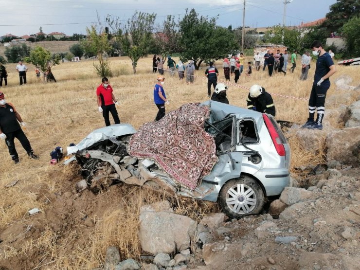 Aksaray’da otomobil ile oto kurtarıcı çarpıştı: 2 ölü, 1 yaralı