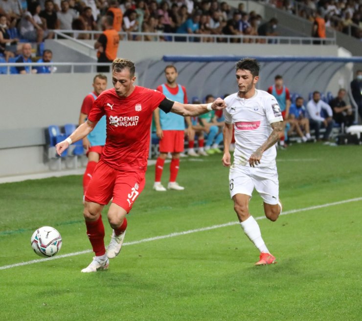 Sivasspor, Dinamo Batumi’yi ağırlayacak