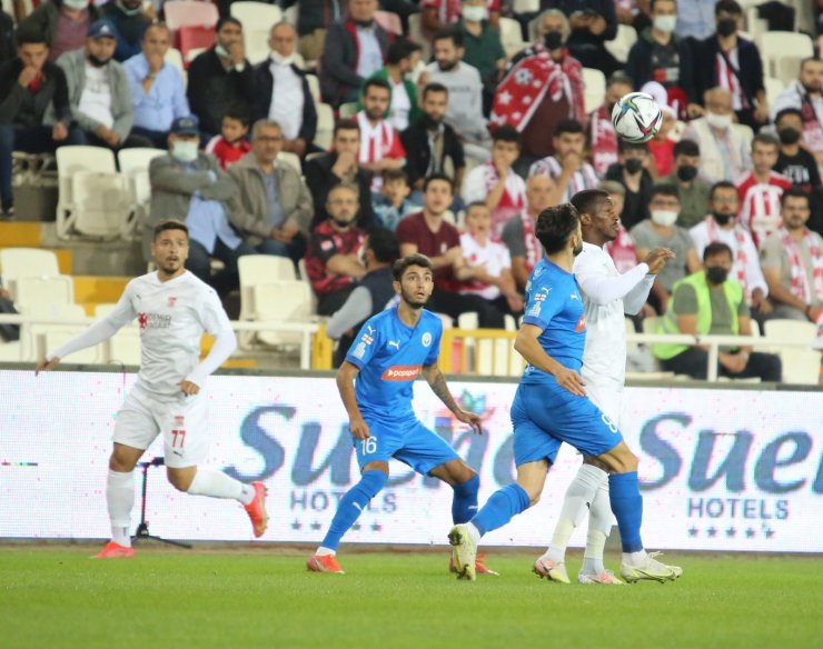 UEFA Avrupa Konferans Ligi: Sivasspor: 0 - Dinamo Batumi: 0 (Maç devam ediyor)