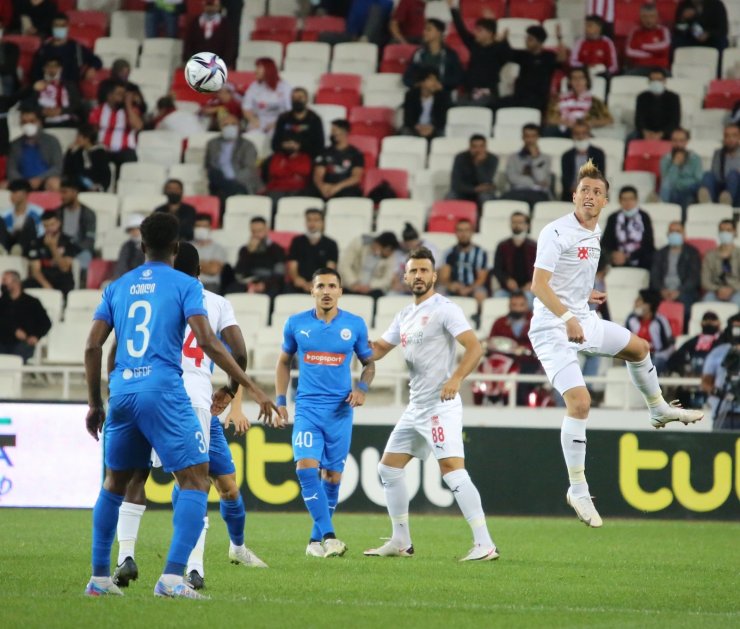 UEFA Avrupa Konferans Ligi: Sivasspor: 0 - Dinamo Batumi: 0 (Maç devam ediyor)