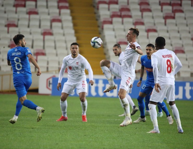 UEFA Avrupa Konferans Ligi: Sivasspor: 1 - Dinamo Batumi: 1 (Maç sonucu)