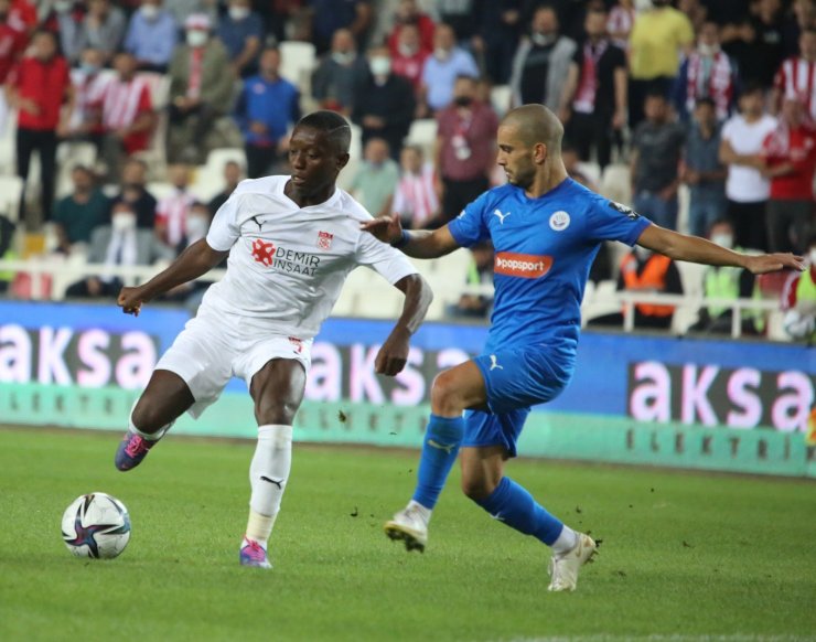 UEFA Avrupa Konferans Ligi: Sivasspor: 1 - Dinamo Batumi: 1 (Maç sonucu)