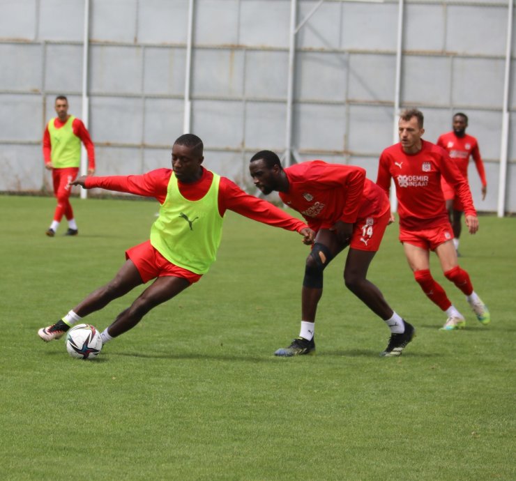 Sivasspor, Konya maçı hazırlıklarına başladı