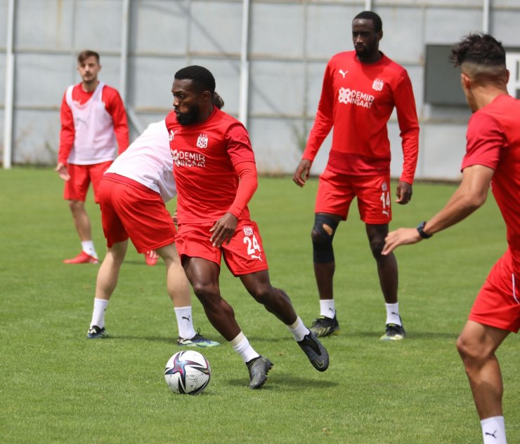 Sivasspor, Konya maçı hazırlıklarına başladı