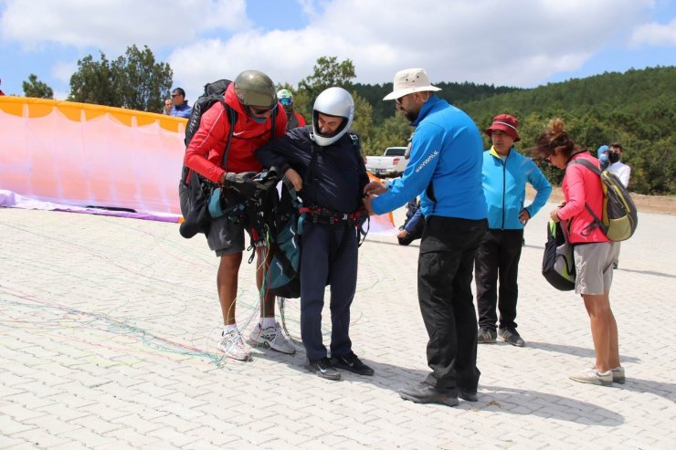 8. Akşehir XC Open Türkiye Yamaç Paraşütü başladı