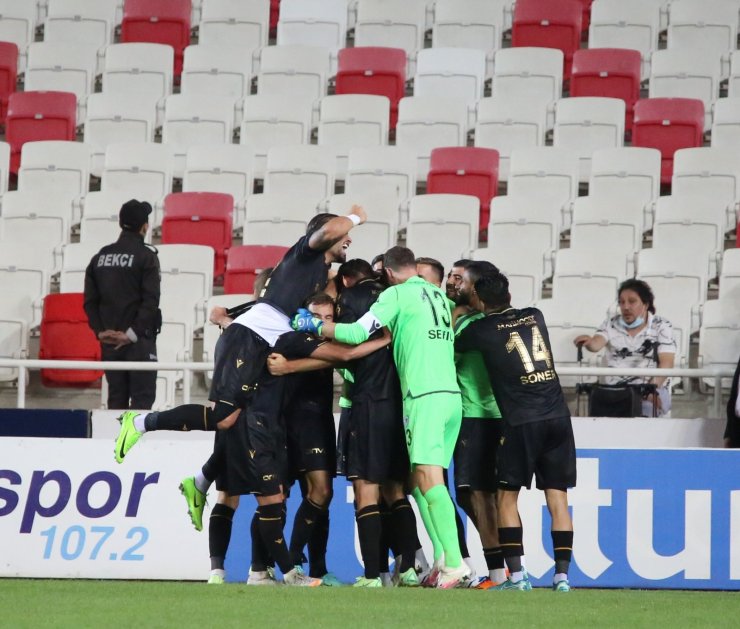 Süper Lig: Sivasspor: 0 - Konyaspor: 1 (Maç sonucu)