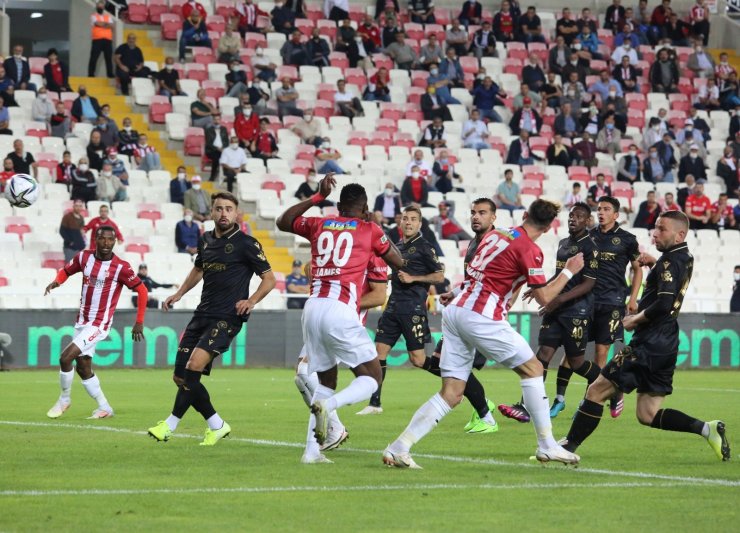 Süper Lig: Sivasspor: 0 - Konyaspor: 1 (Maç sonucu)