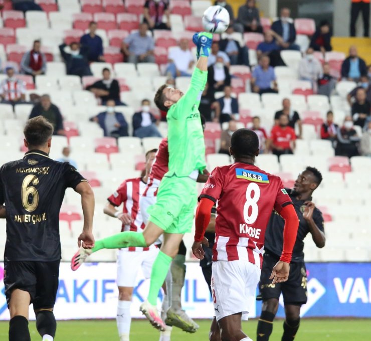 Süper Lig: Sivasspor: 0 - Konyaspor: 1 (Maç sonucu)