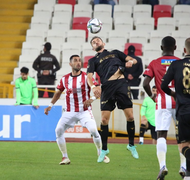 Süper Lig: Sivasspor: 0 - Konyaspor: 1 (Maç sonucu)