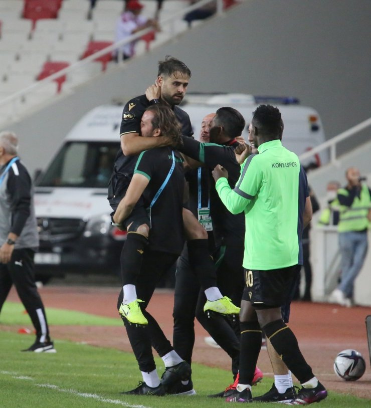 Süper Lig: Sivasspor: 0 - Konyaspor: 1 (Maç sonucu)