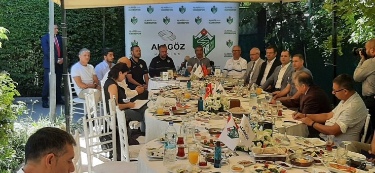 Iğdır Spor Başkanı Cantürk Alagöz: "İnanıyoruz ki biz bu işi başaracağız"