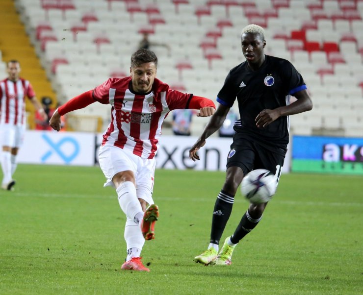 UEFA Avrupa Konferans Ligi: Sivasspor: 0 - Kopenhag: 0 (Maç devam ediyor)