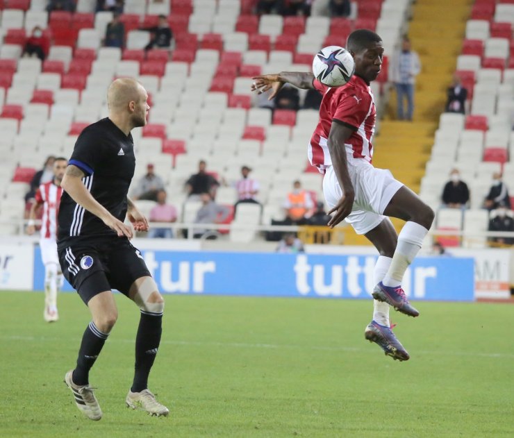 UEFA Avrupa Konferans Ligi: Sivasspor: 1 - Kopenhag: 2 (Maç sonucu)