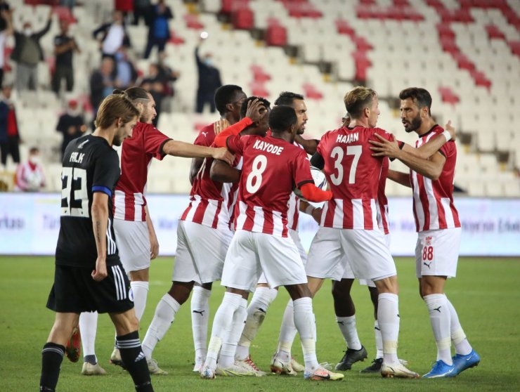 UEFA Avrupa Konferans Ligi: Sivasspor: 1 - Kopenhag: 2 (Maç sonucu)