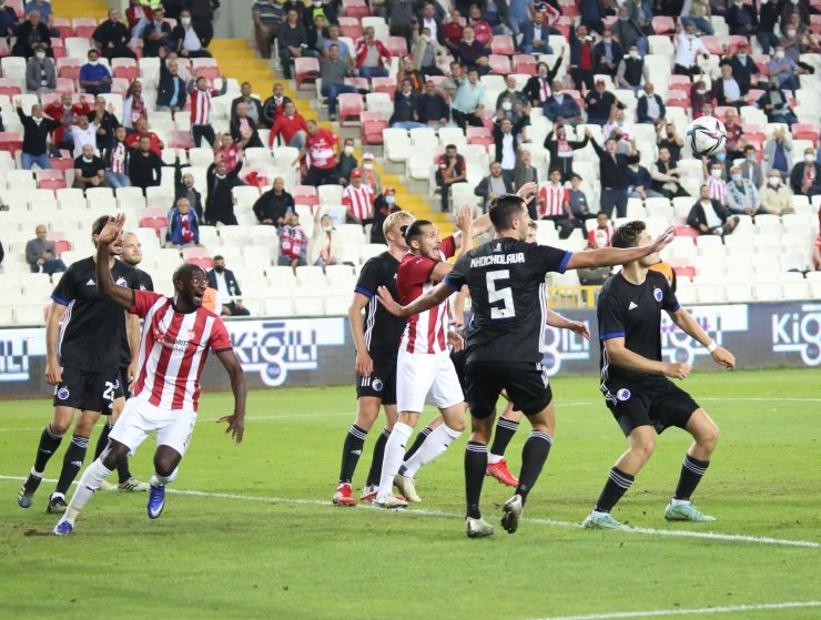 UEFA Avrupa Konferans Ligi: Sivasspor: 1 - Kopenhag: 2 (Maç sonucu)