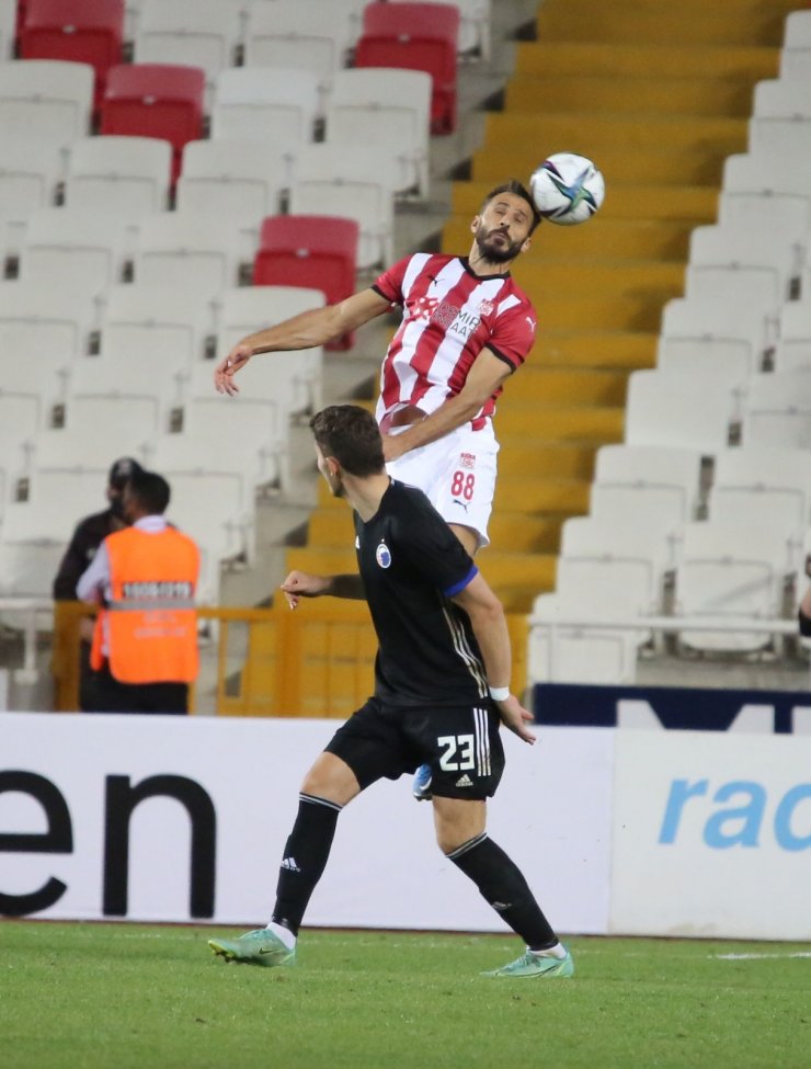 UEFA Avrupa Konferans Ligi: Sivasspor: 1 - Kopenhag: 2 (Maç sonucu)