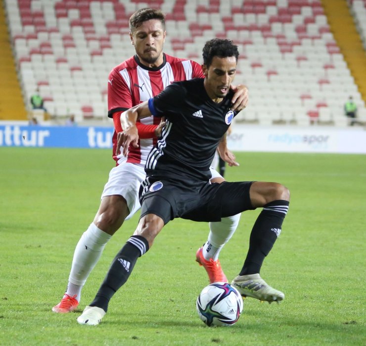 UEFA Avrupa Konferans Ligi: Sivasspor: 0 - Kopenhag: 0 (İlk yarı)