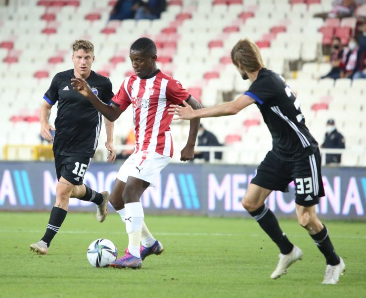 UEFA Avrupa Konferans Ligi: Sivasspor: 0 - Kopenhag: 0 (İlk yarı)