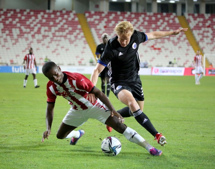 UEFA Avrupa Konferans Ligi: Sivasspor: 0 - Kopenhag: 0 (İlk yarı)