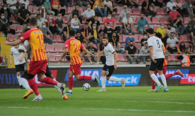 Süper Lig: Kayserispor: 1 - Adana Demirspor: 0 (Maç devam ediyor)