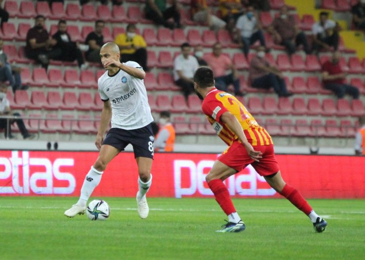 Süper Lig: Y. Kayserispor: 1 - Adana Demirspor: 0 (İlk yarı)