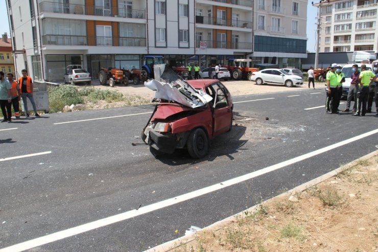 Konya’da otomobiller çarpıştı: 2 yaralı