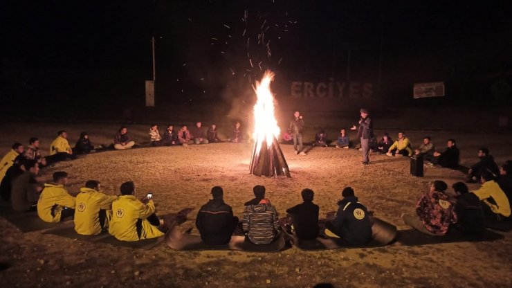 Erciyes gençleri ağırlamaya devam ediyor