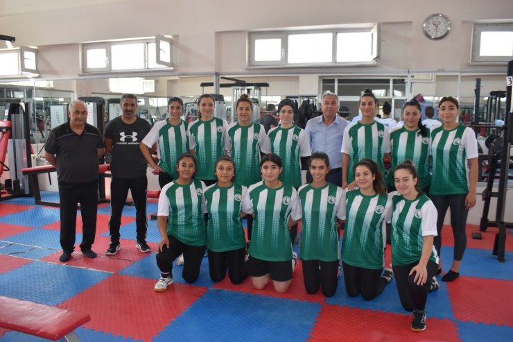 Sivas Belediyespor Hentbol Takımı idmanlara başladı