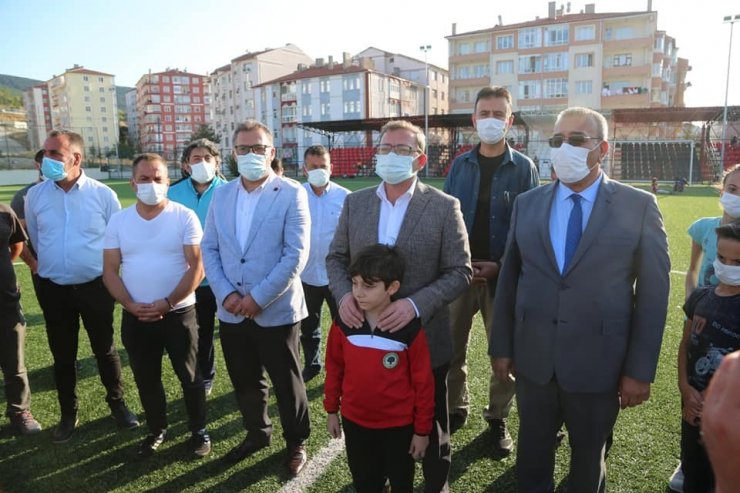 Yozgat’ta minikler futbol şenliğinde bir araya geldi