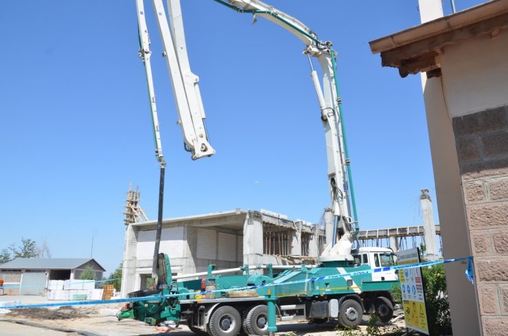 Konya’da beton dökerken kalıp çöktü: 3 yaralı