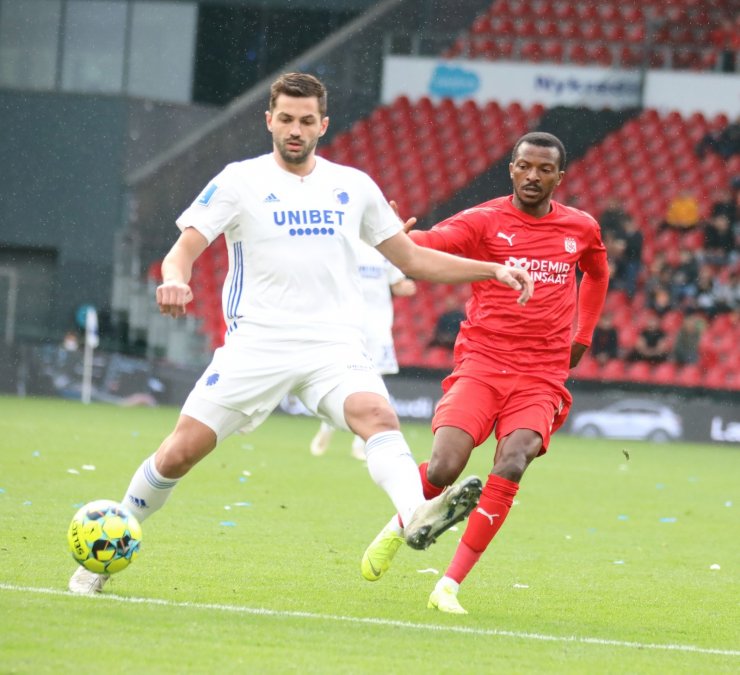 UEFA Avrupa Konferans Ligi: Kopenhag: 2 - Sivasspor: 0 (İlk yarı)