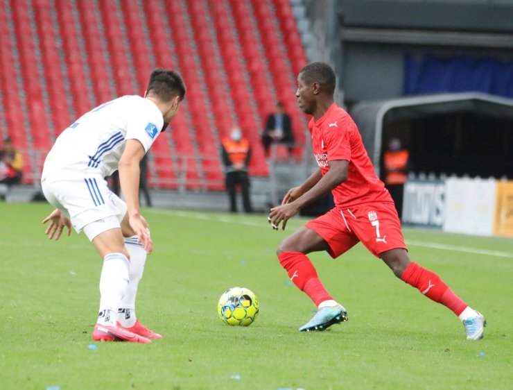 UEFA Avrupa Konferans Ligi: Kopenhag: 2 - Sivasspor: 0 (İlk yarı)