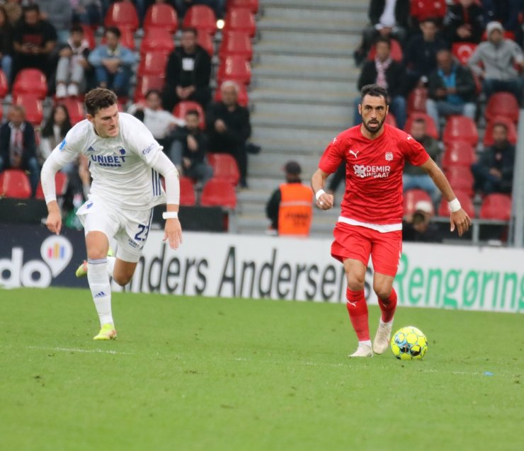 UEFA Avrupa Konferans Ligi: Kopenhag: 2 - Sivasspor: 0 (İlk yarı)