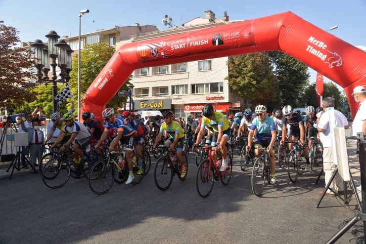 100. Yıl Gran Fondo Bisiklet Yarışı coşkuyla tamamlandı