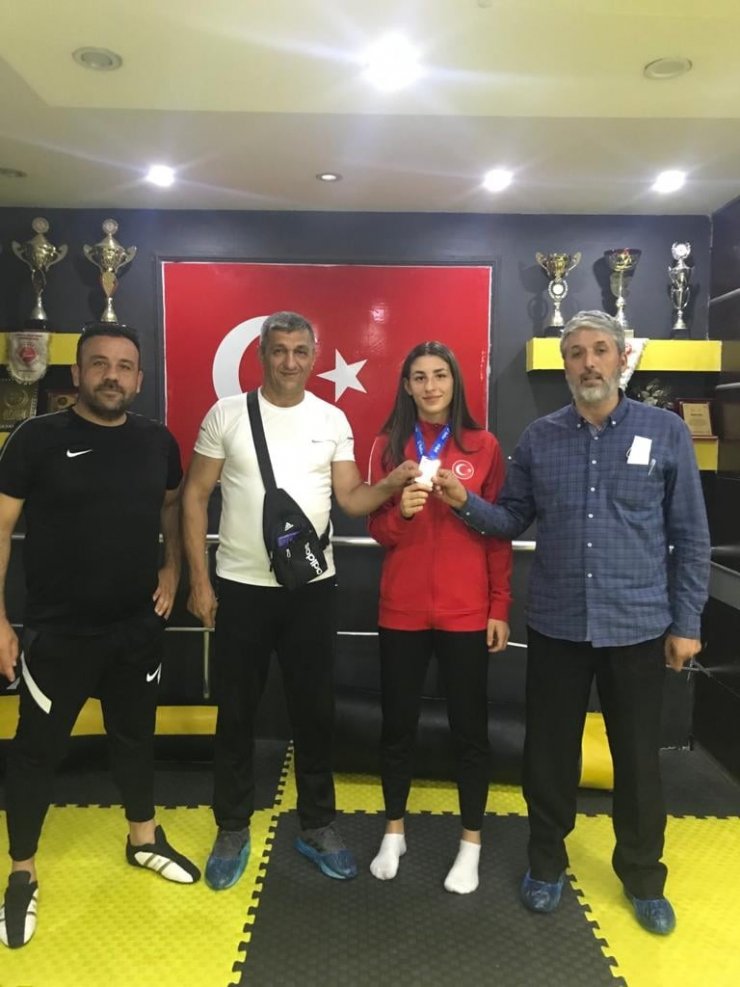 Zehra Kaygısız Taekwondo Avrupa üçüncüsü oldu