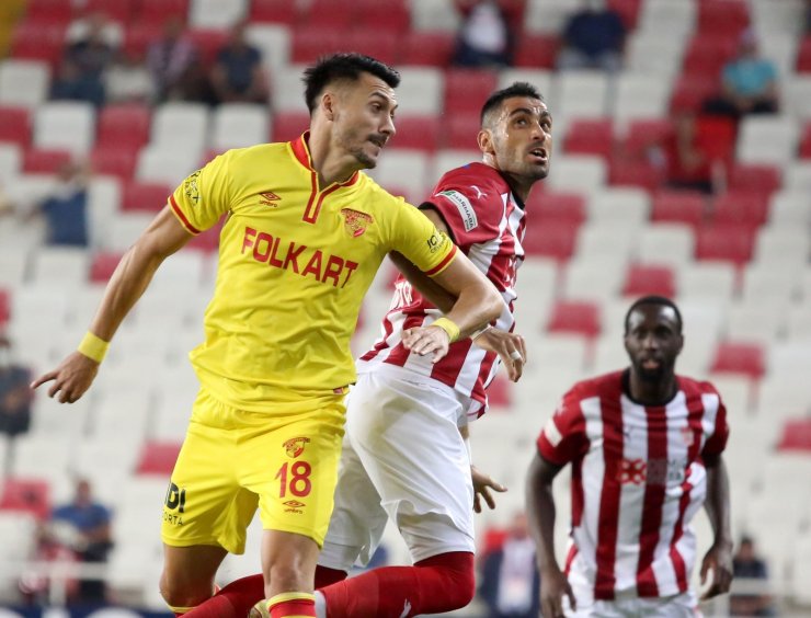 Süper Lig: D.G. Sivasspor: 2 Göztepe: 2 (Maç sonucu)