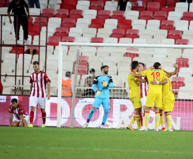 Süper Lig: D.G. Sivasspor: 2 Göztepe: 2 (Maç sonucu)