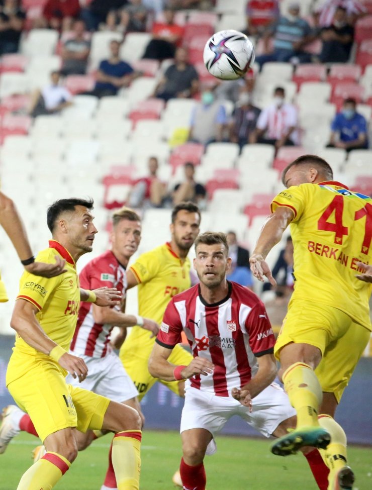 Süper Lig: D.G. Sivasspor: 2 Göztepe: 2 (Maç sonucu)