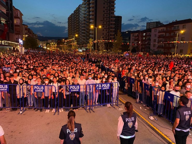 Çankırı’da ’Zafer’ konserine yoğun ilgi