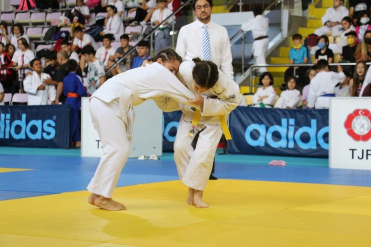 Çankırı’da judo turnuvası başladı